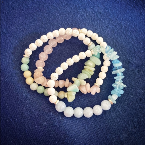 Rose Quartz Lava Stone Bracelet - Picture 12 of 12